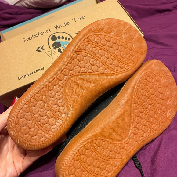 RELX Feet Black Cross Trainer Shoes Wide - Picture 4 of 6